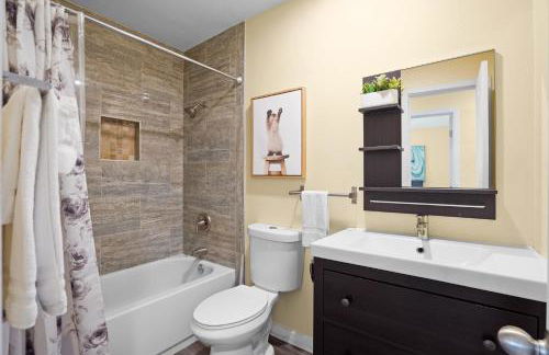 Dog Friendly Home Near the Beach with Grill, Fire Pit, Enclosed Backyard - Foto 16