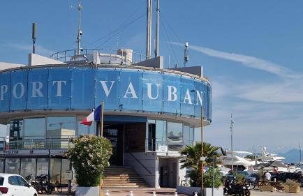 Maison conviviale avec jacuzzi à Le Bar-sur-Loup - Foto 30