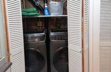 Great motherlaw apartments with your own entrance! - Foto 35