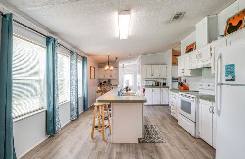 5 Mi to Homosassa Springs Park Home with Yard! - Foto 8