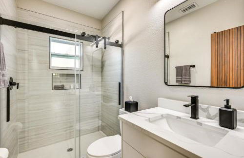 Modern Lakeland Golf Retreat with Putting Green - Foto 11