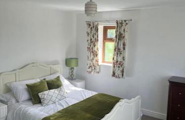 Staycation 3-bedroom home with panoramic views free off road parking - Foto 24