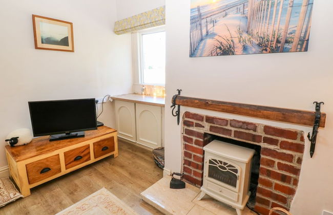 Charming 2 Bed House Near Rhoscolyn,discounts FOR - Foto 16