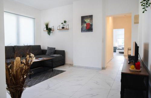 Nord-Apartment 6 I 1 Zimmer mit WLAN, Fußbodenheizung & Walk-In Regendusche - Photo 3