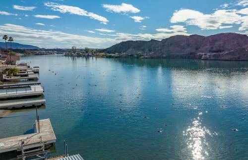 Moovalya Keys | Spacious Riverfront Retreat • Private Dock - Foto 2