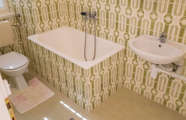 Apartment Four tower - Photo 51