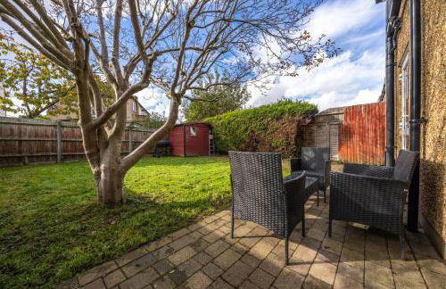 Lovely 5 Bed House in Barnet , home away from home - Foto 19