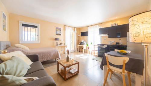 Independent Panoramic Studio with Pool - Le Tholonet - Foto 2