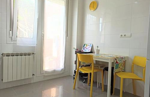 Bajo con jardín privado - Foto 19