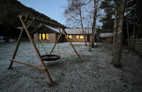 Ballater Bungalow - 4 bed - Beautiful Garden - Foto 8