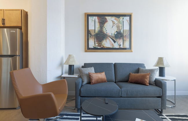 Unique Historic Experience Conveniently Located in the Heart of Cincinnati - Foto 46