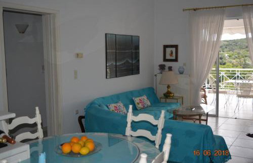 ELENI'S VILLAGE RELAXATION HOME - Photo 6