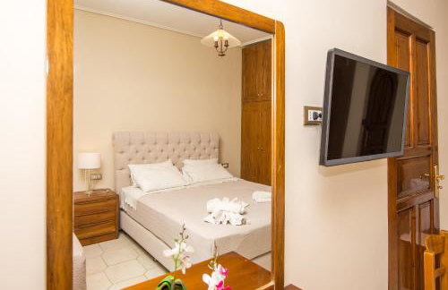 Paradise Bar Apartments - Photo 13