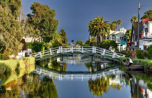 Amethyst Sky Loft - Elevated Two-Story Waterfront - Foto 54