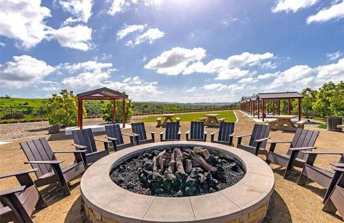 Dreamy Bloom Enclave Irivne LA RMV - Photo 48