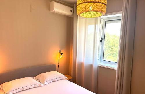 Renovado com AC, 2 WC completos, terraço e garagem - Foto 6