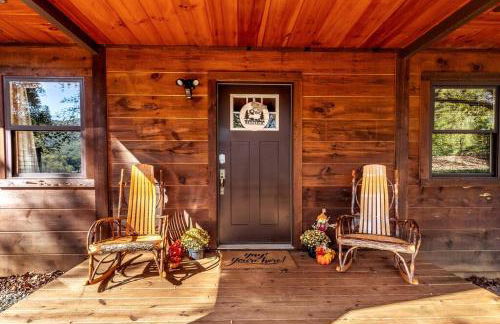 *New Owner Special* Cozy Cabin with mountain views - Foto 6