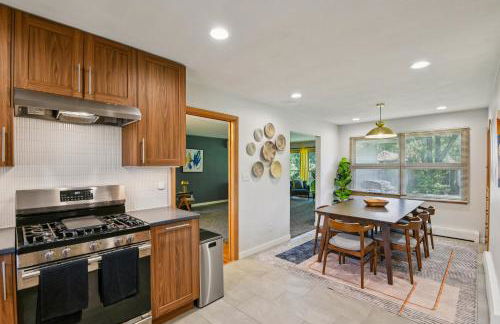 Backyard On Melrose - Walk To Kinnick & Hospital - Foto 11