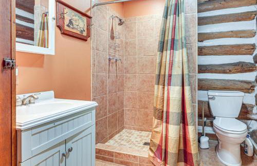 Dock, Fire Pit Historic Lakefront Cabin in Mercer - Foto 12