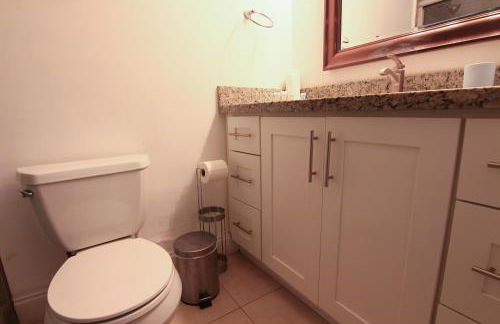 Sunny Isles Apartments by MiaRentals - Photo 66