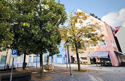 NEU! KINGS-Apartment - 300m zum Bahnhof - 6 Personen - Küche - Gerberplatz - Foto 27