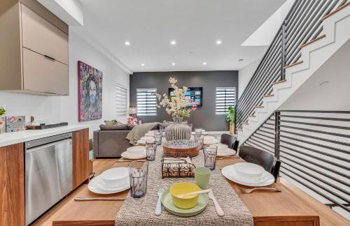 Luxe Townhome | Newly-Built - Foto 9