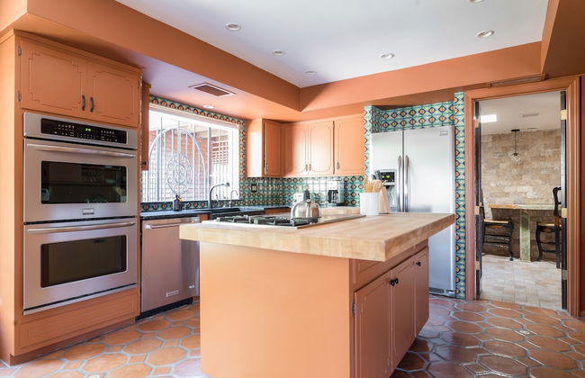 La Casona by Avantstay Gorgeous Spanish Style Oasis w Historic Charm Pool - Foto 20