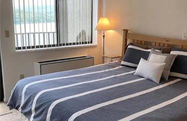 Lakeside Condo with plenty of amenities close to Bristol Mountain - permit - 2024-0018 - Foto 13