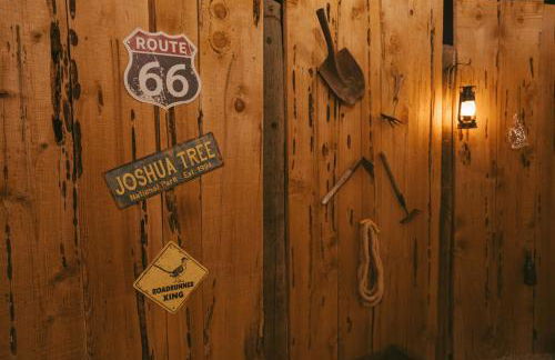 Romantic Desert Escape - Stargazing Dome, Hot Tub, Fire Pit, Hammocks, Cowboy Pool - Foto 64