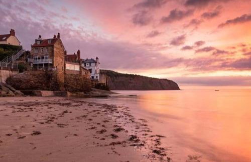 Large 4 bedroom home in Boston Spa village In-between York, Harrogate and Leeds, Sleeps 9 - Foto 16