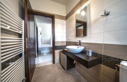 Villa Florentina at Chania Suburbs With Private Pool and BBQ - Photo 35