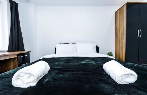 LUXURY 3 BEDROOM HOUSE Close to Manchester Center - Foto 2