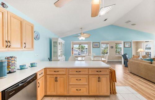 Waterfront St Johns River near springs with boat dock and water sports - Foto 24