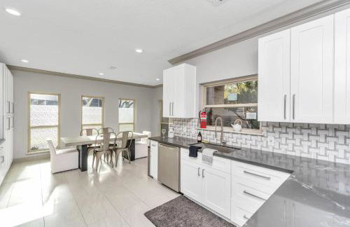 Designer Home 30 Night only ,BP Petroleum 3 Mins - Foto 30