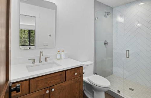 Old Grove Retreat in Suncadia- Gourmet Kitchen, Hot Tub, BBQ, Firepit, Outdoor Seating, Smart TVs, Hi-speed Wi-Fi - Foto 44