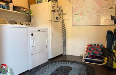 Full townhouse near Shem Creek & Downtown with Hot Tub - Photo 13