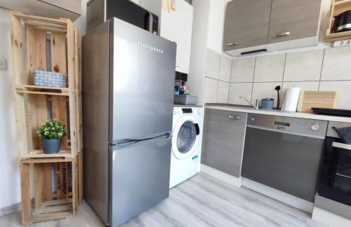 FeWo Innenstadt mit Dachterasse, Grill, bis 8 Personen, 3 SZ - Foto 9