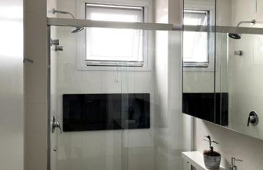 Apartamento moderno com 2 quartos, a 800m da praia Jurerê Internacional - Foto 79