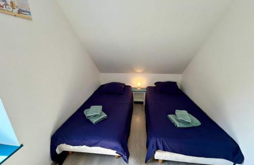 Charming seaside family home - sleeps 8 - Foto 15