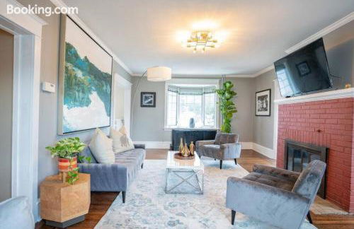 AC 6BR2BA Quiet Island House Near Casinos - Foto 58