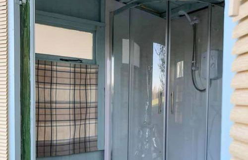 Lake View Yurts - Photo 9