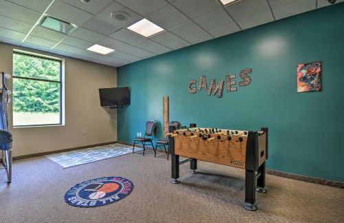 Lake Access Cabin with Deck, Fire Pit and Grill! - Foto 38