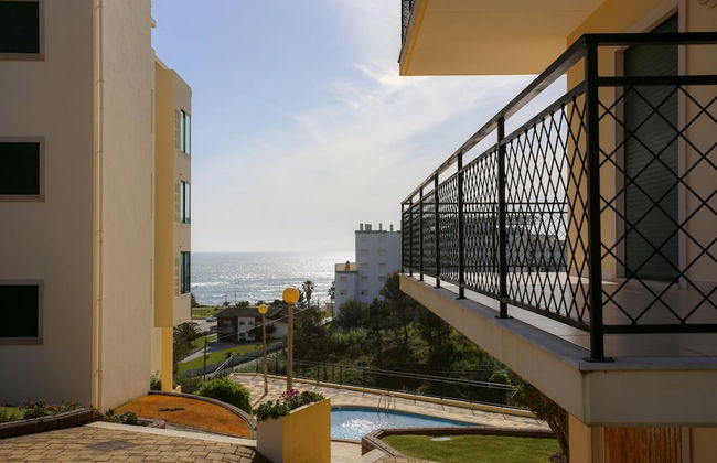 Atlantic Ocean Pool Apartment - Photo 21