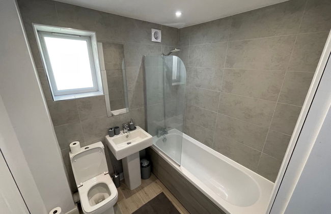 3 Bedroom New House with WiFi - Foto 31