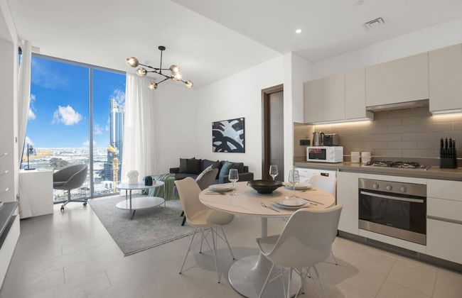 Modern 2BR Retreat Creek Vistas Scenic Views - Foto 7