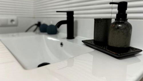 Luxury 2-Bed Marina Apartment - Foto 4