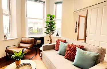 Bournemouth sea view apartment with balcony, minutes from award winning beach and pier - Foto 1