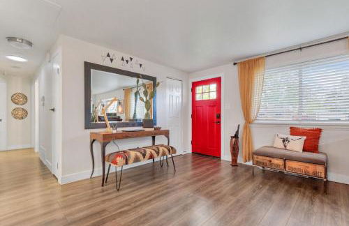 Backyard BBQ Retreat: Central 3bd - Prime Location - Foto 24