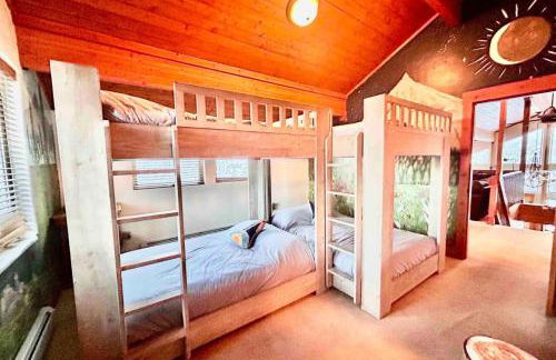 Moose Rock Reserve - LUX, Hot tub, Sauna, Views - Photo 21