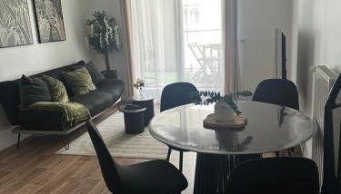 Cosy house à 6 min du RER A et PSA - Foto 2